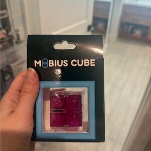 Mobius Cube Pink Brainstem